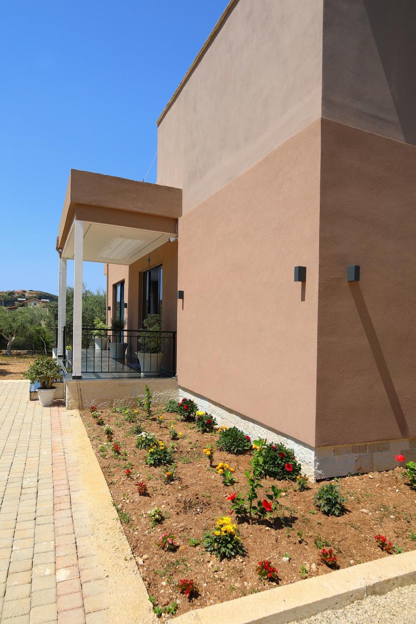 Mezzanine Bay Hotel Himare Exterior photo